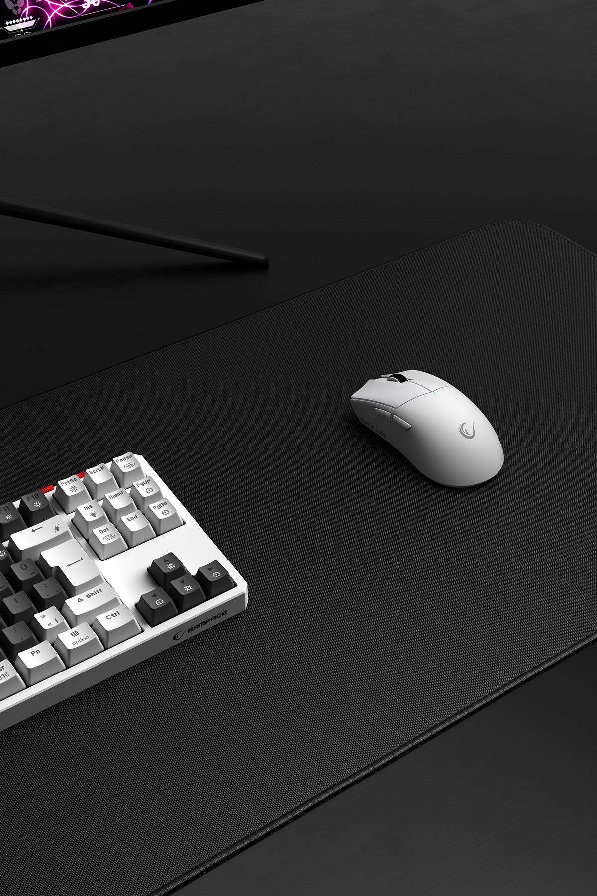 BLITZ XXL 900x400x4mm Dikişli Neutral Kumaş Siyah Gaming Mouse Pad 3