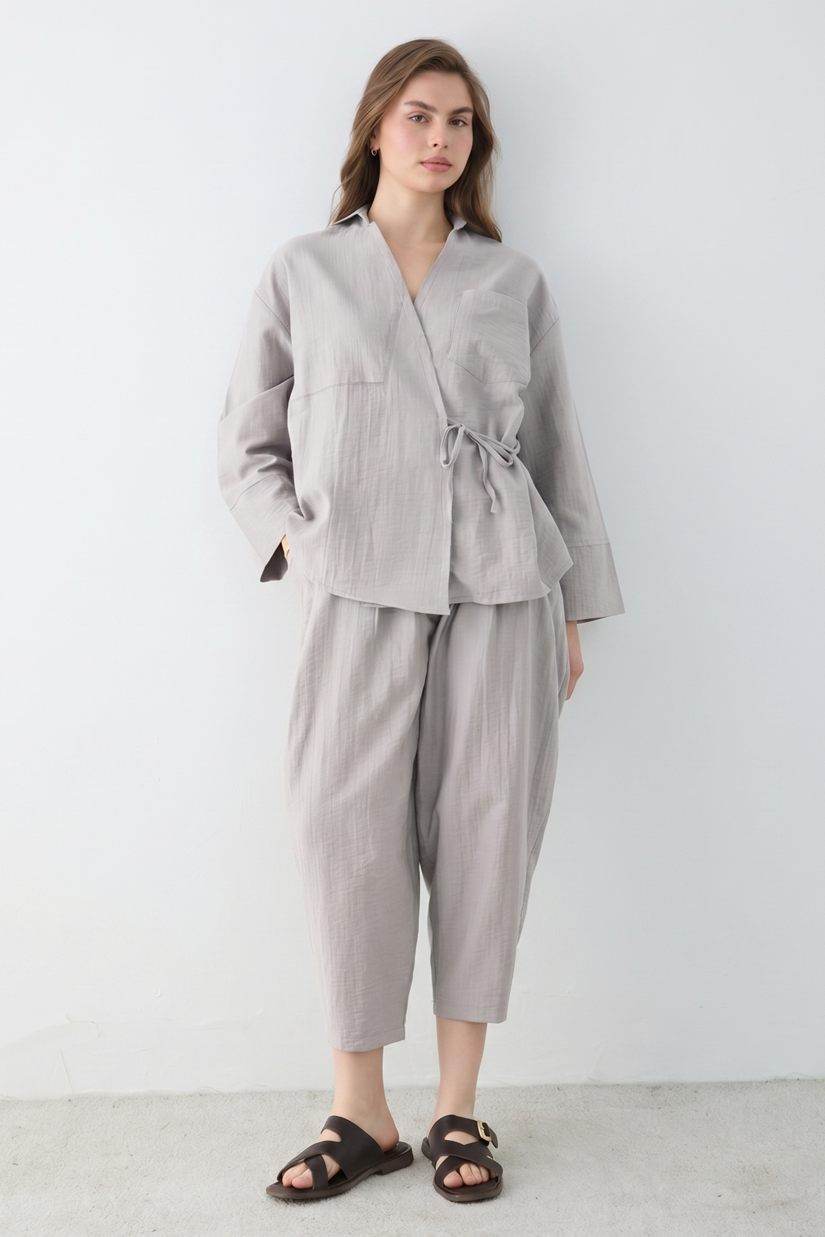 Trendyolmilla Gri Kruvaze Bluz Pantolon Takım TWOSS26AU00256