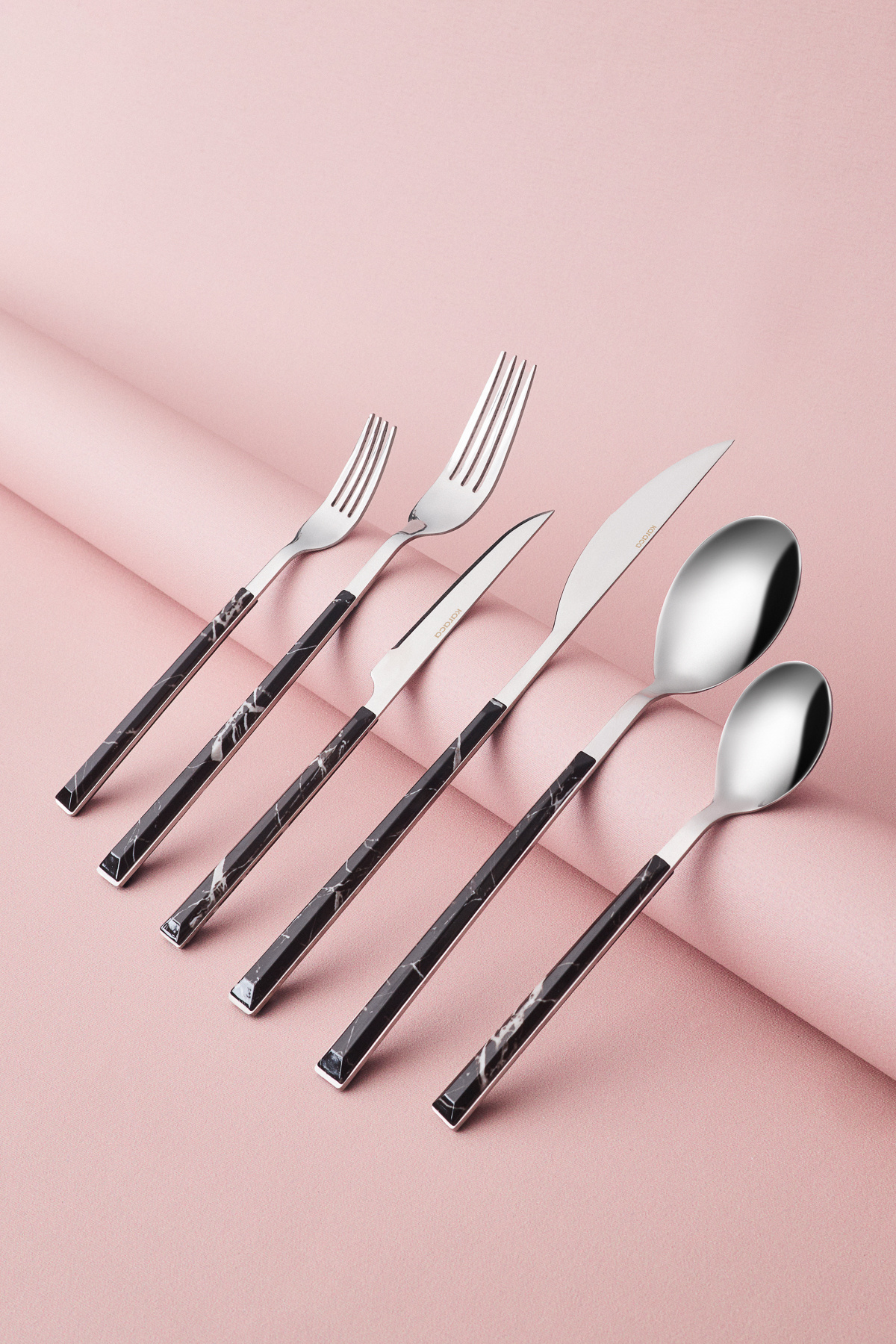 Leda 36-Piece Cutlery Set for 6 Black
