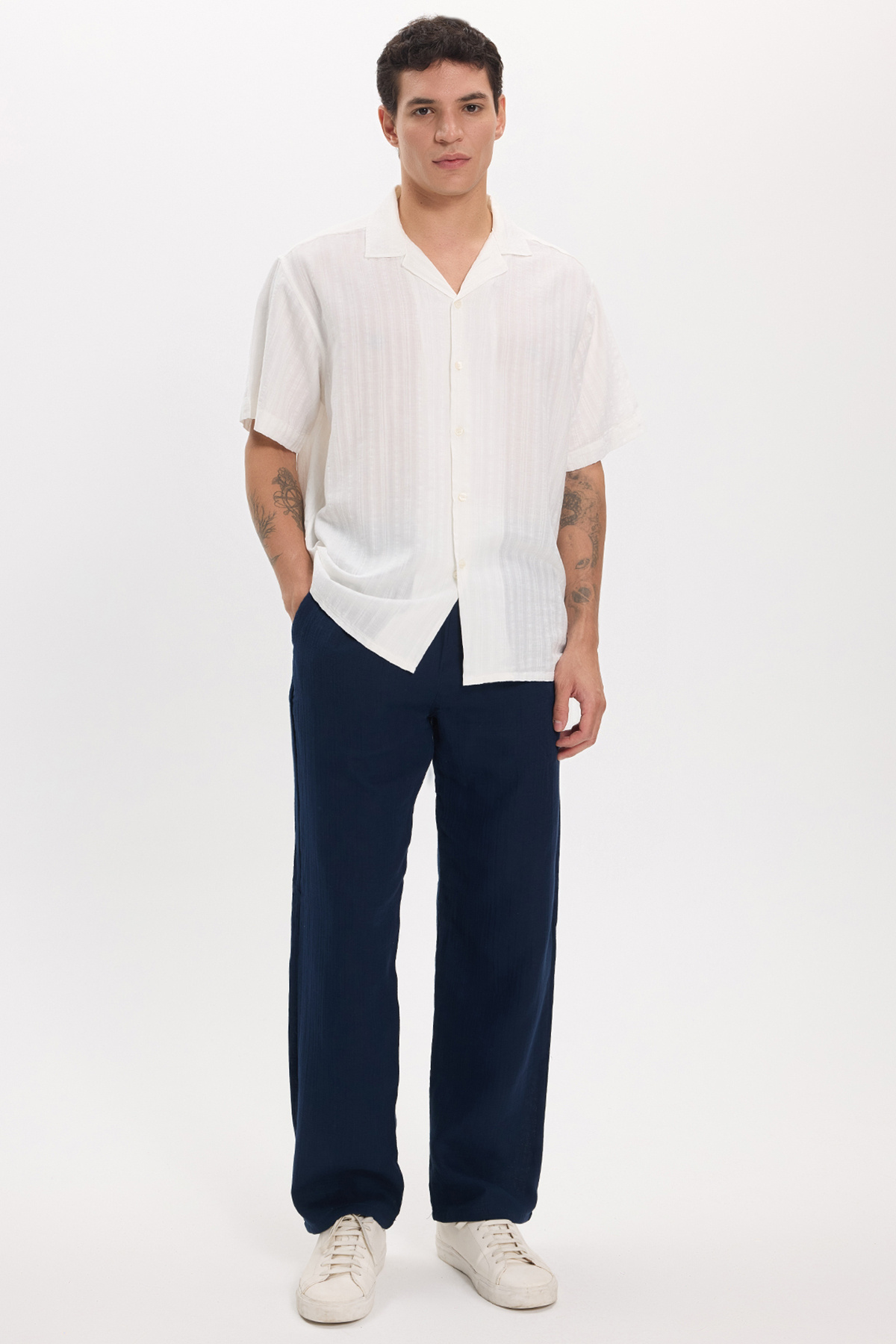پیراهن تودورز مردانه پاموک سفید  راه راه Oversize/اورسایز    بیسیک کژوال/روزمره | Tudors OS260001 TR - تصویر 4