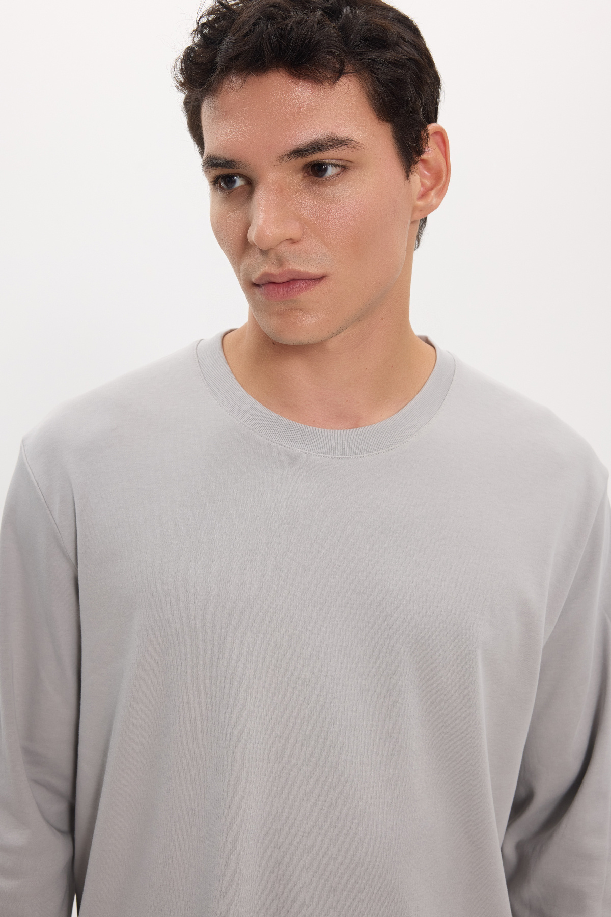 Tudors Unisex Relax Fit Rahat Kesim %100 Pamuk Uzun Kollu Bisiklet Yaka Gri Basic Tişört görsel 3