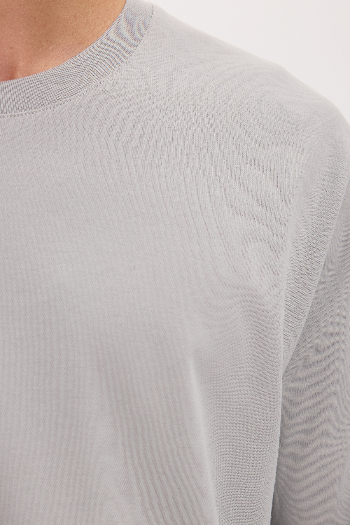 Tudors Unisex Relax Fit Rahat Kesim %100 Pamuk Uzun Kollu Bisiklet Yaka Gri Basic Tişört görsel 4
