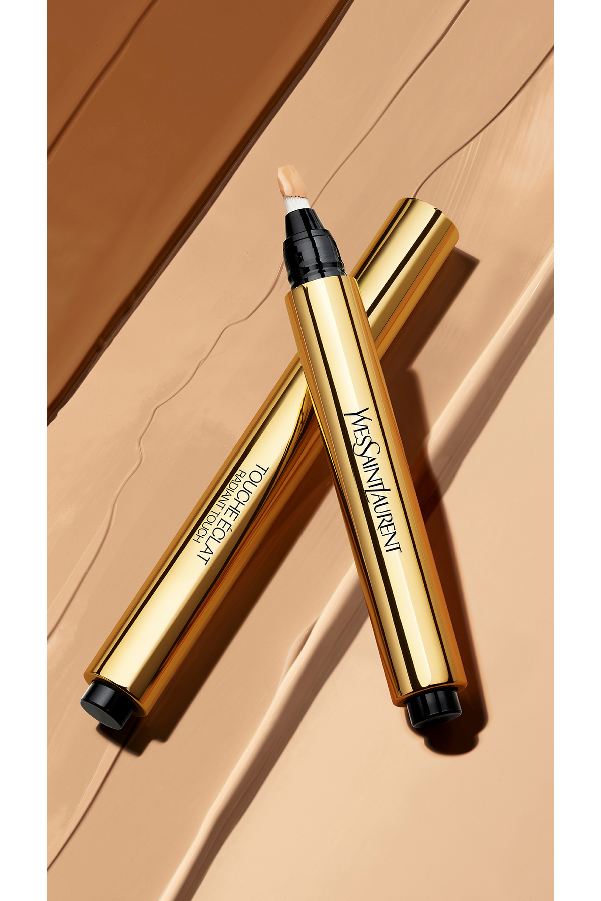 کرم پودر روشن کننده خواب 8 ساعته Touche Eclat Stylo شماره 2 - رنگ عاجی روشن کننده 3365440094352 — بژ L013XXXX — تصویر 6 از 6