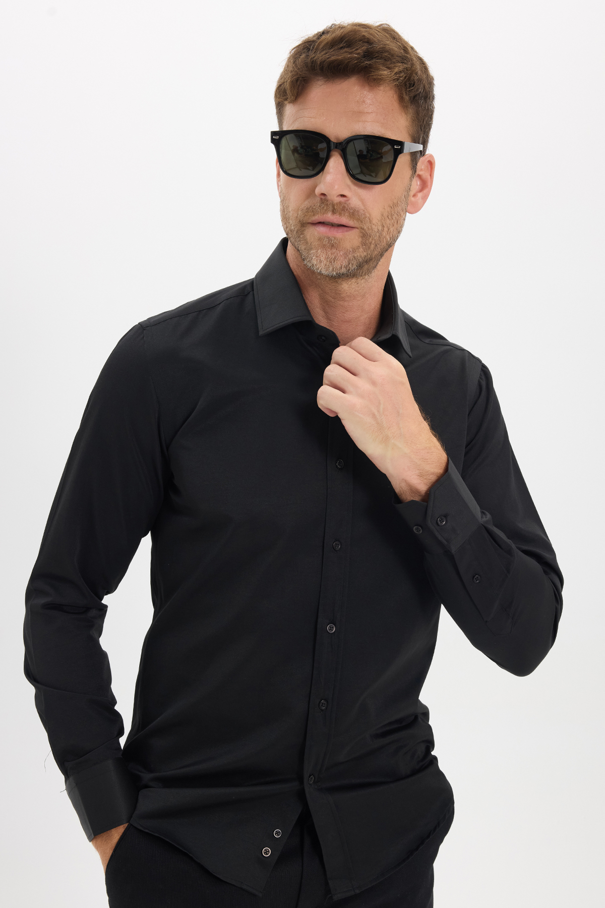 Erkek Modern Slim Fit Düz Saten Pamuklu Siyah Gömlek — مشکی MD210001-142 — تصویر 5 از 9