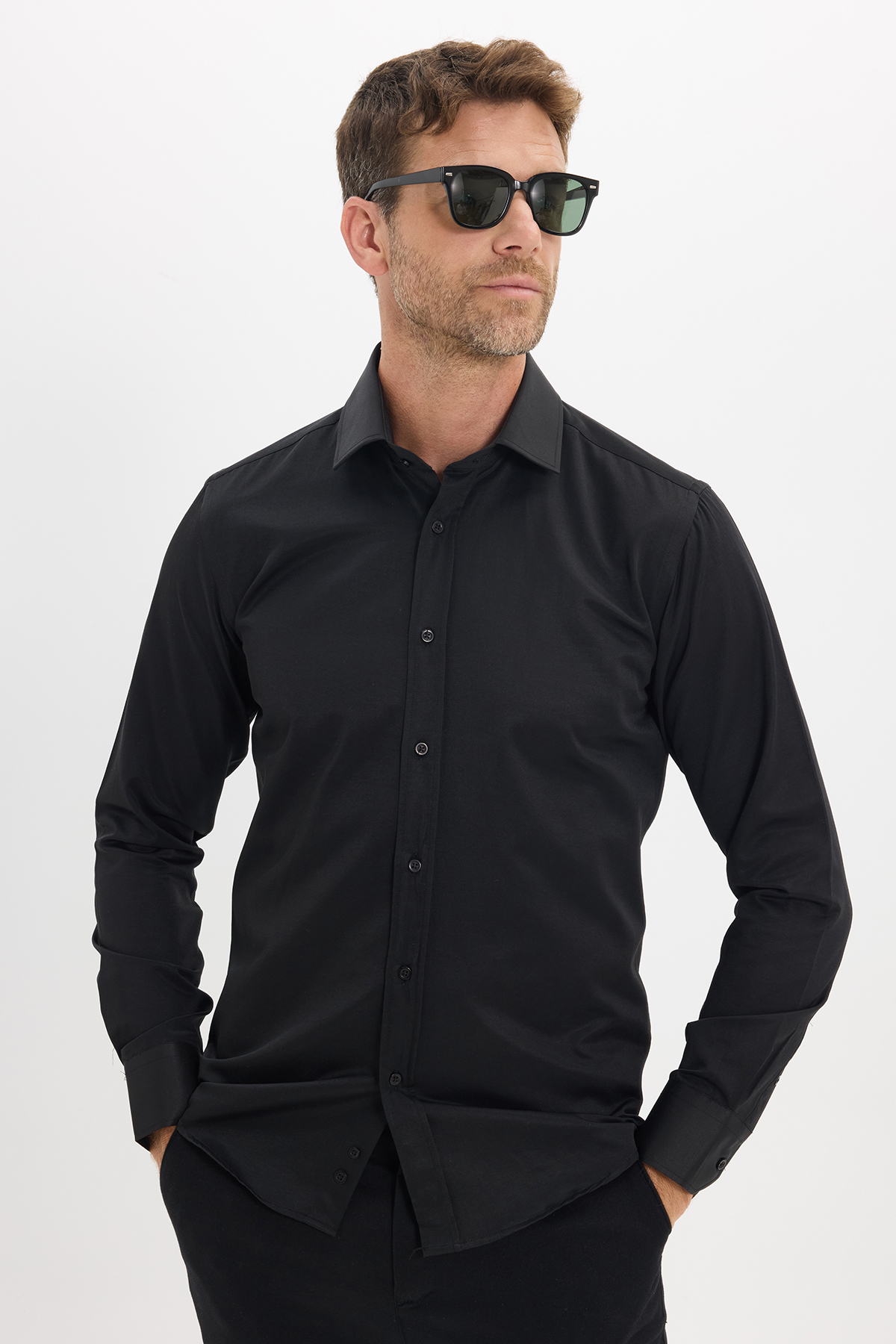 Erkek Modern Slim Fit Düz Saten Pamuklu Siyah Gömlek — مشکی MD210001-142 — تصویر 4 از 9