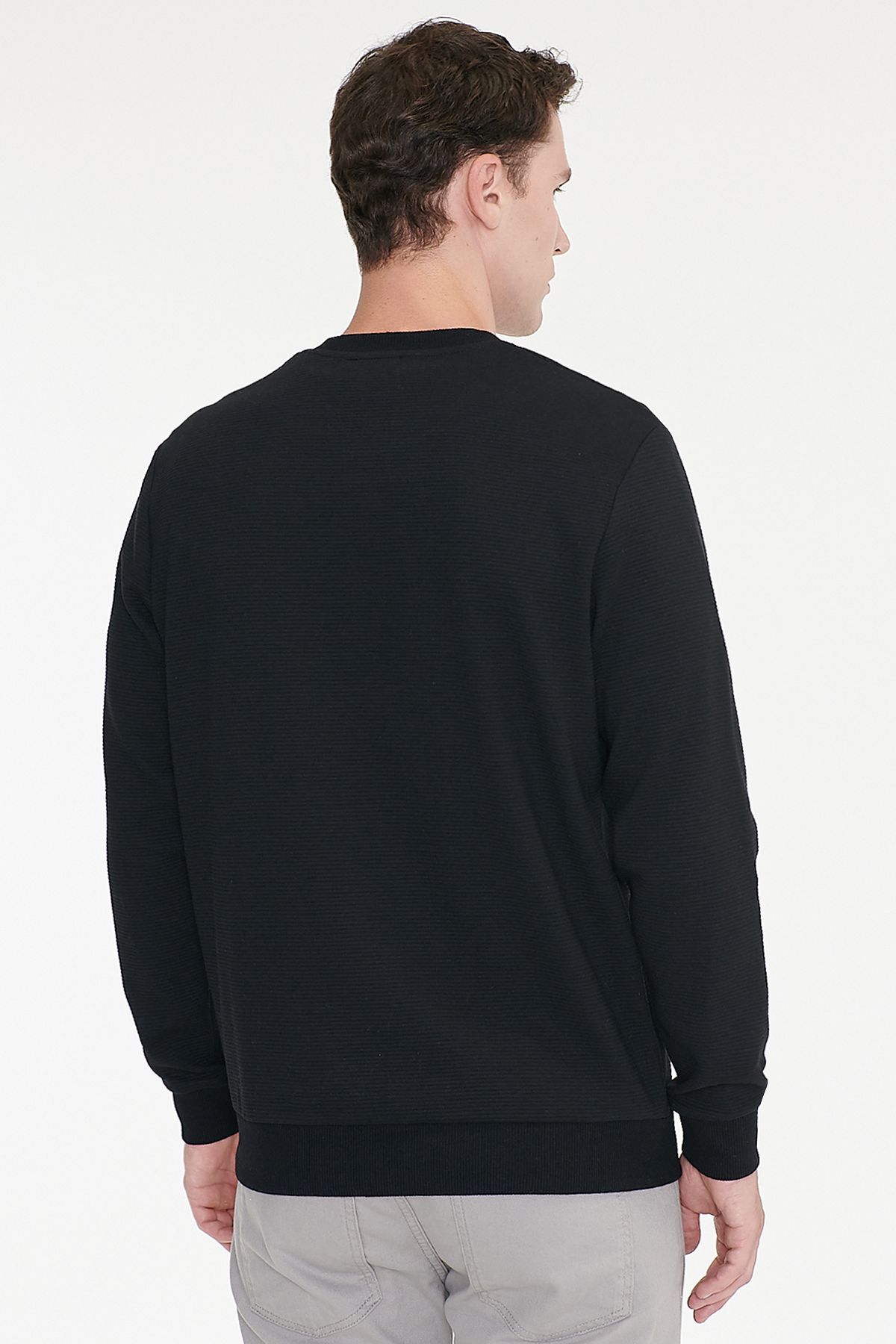 AC&Co / Altınyıldız Classics Erkek Siyah 2 Iplik Dokulu Sıcak Tutan Standart Fit Normal Kesim Bisiklet Yaka Sweatshirt görsel 5