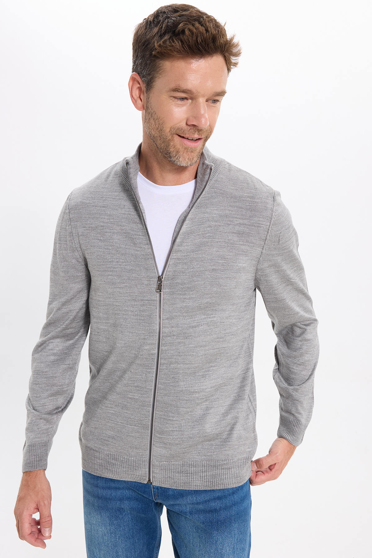 Tudors Erkek Slim Fit Dar Kesim Açık Gri Dik Yaka Fermuarlı Düz Hırka görsel 5