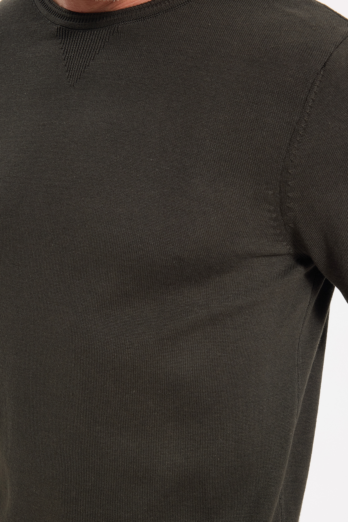 Erkek Slim Fit Dar Kesim Bisiklet Yaka Antrasit Triko Kazak — خاکستری KZ210014-02 — تصویر 8 از 9