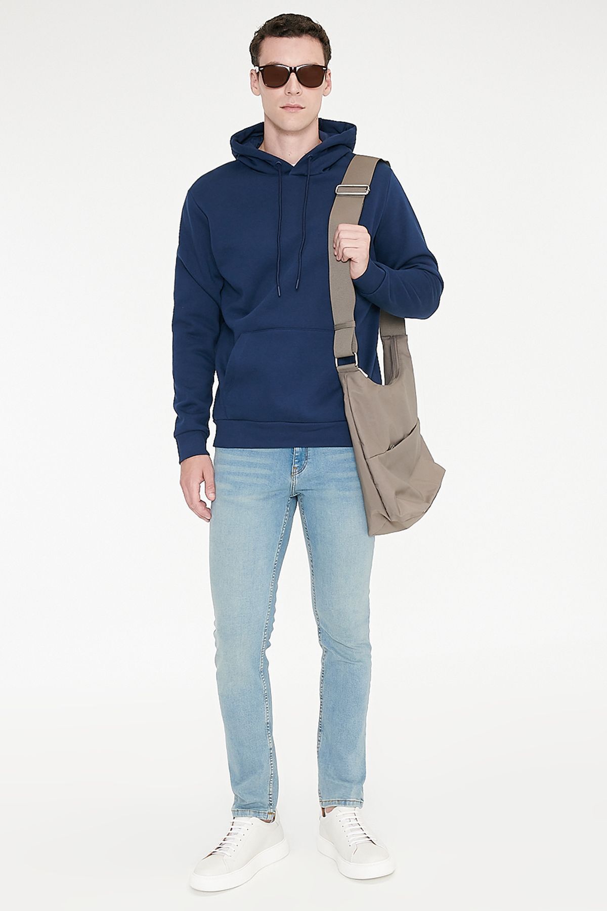 AC&Co / Altınyıldız Classics Erkek Lacivert Standart Fit Normal Kesim Içi Polarlı 3 Iplik Kapüşonlu Pamuklu Sweatshirt görsel 3