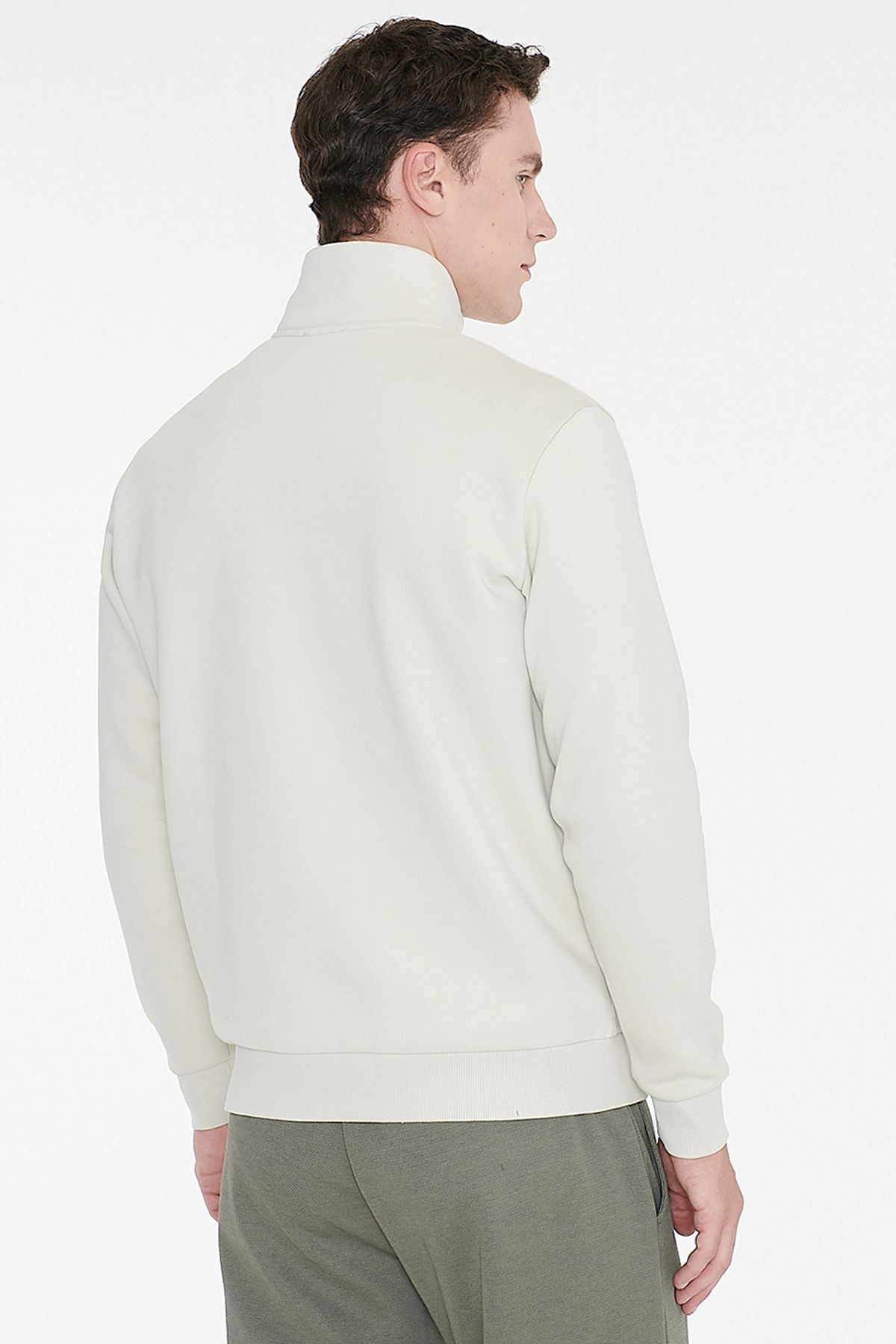AC&Co / Altınyıldız Classics Erkek Bej İçi Polarlı Standart Fit Normal Kesim Fermuarlı Dik Bato Yaka Pamuklu Sweatshirt görsel 6