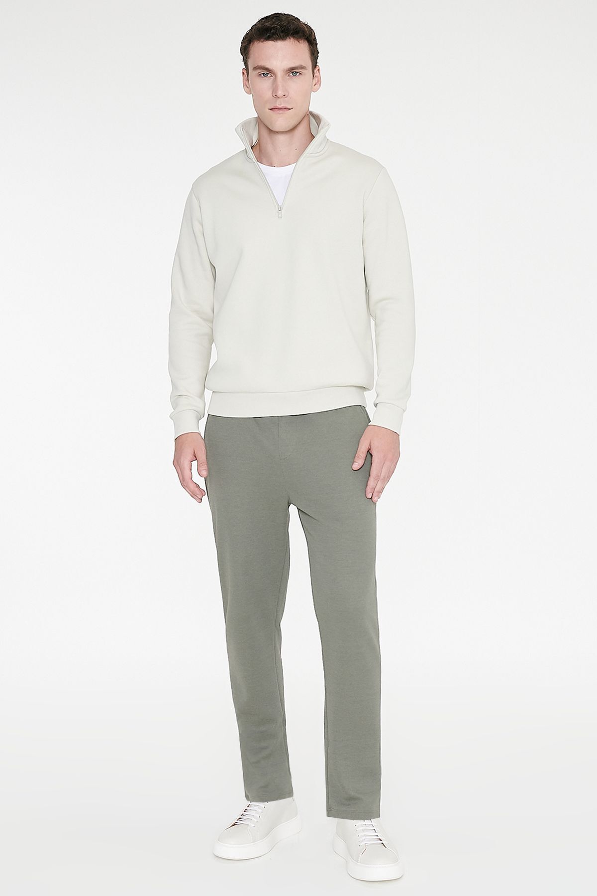 AC&Co / Altınyıldız Classics Erkek Bej İçi Polarlı Standart Fit Normal Kesim Fermuarlı Dik Bato Yaka Pamuklu Sweatshirt görsel 2