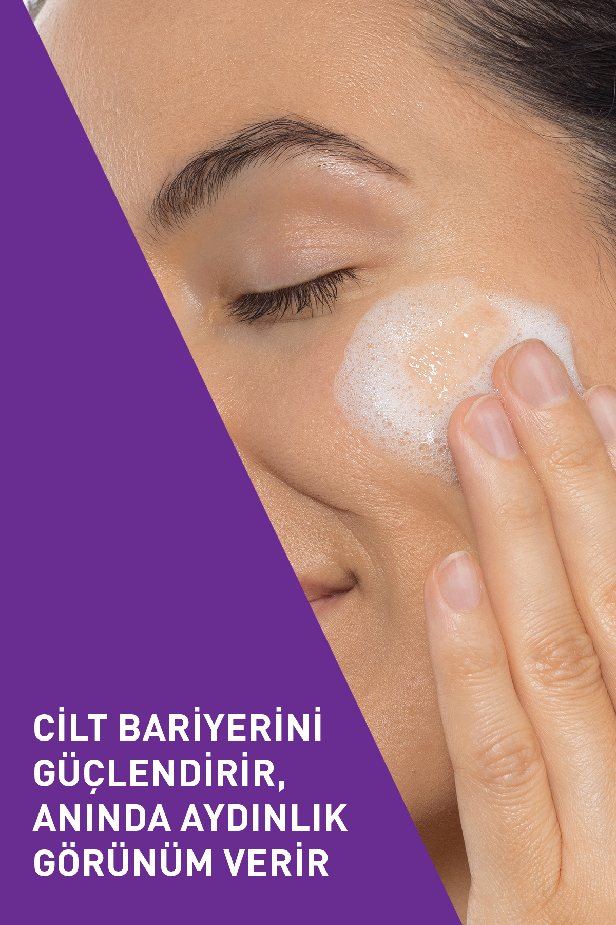 Brightening C Vitamini İçerikli Aydınlatıcı Yüz Temizleme Jeli (Tüm Cilt Tipleri İçin) 236 ml — 3337875952804 — تصویر 5 از 8