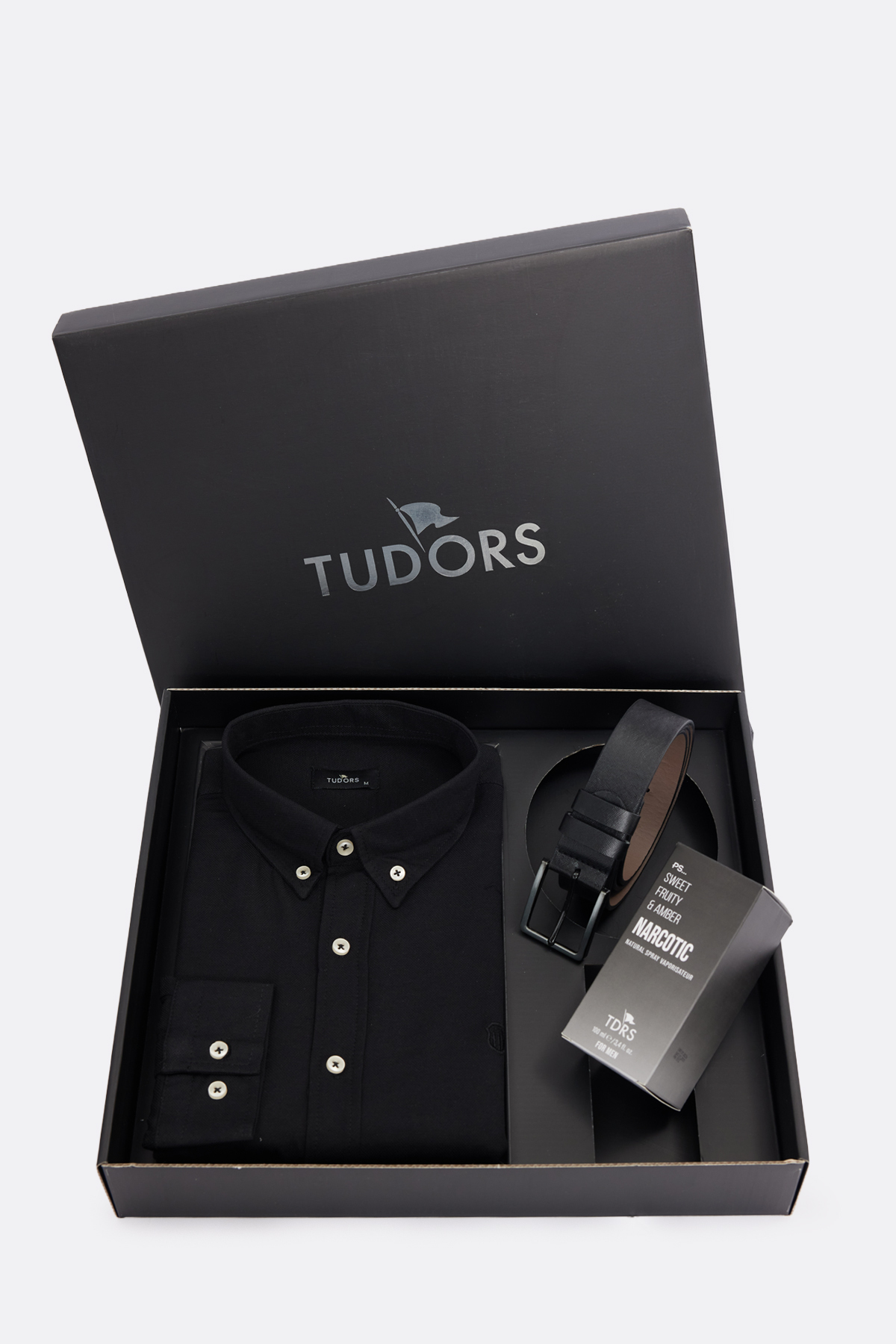 Tudors Özel Kutulu Erkek 3'lü Set Gömlek, Parfüm Ve Kemer Hediyelik Çeyizlik Damat Bohçası Seti görsel 5