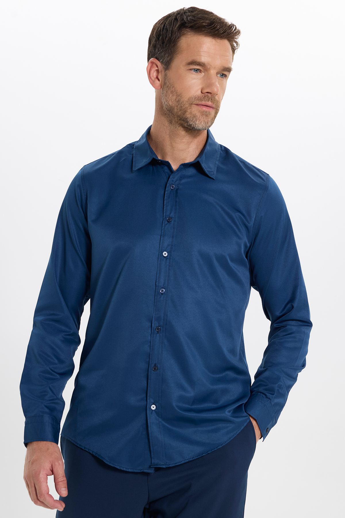 Tudors Slim Fit Uzun Kollu Kolay Ütülenebilir Ter Konforu Sağlayan Kravatlık Dört Mevsim Lacivert Erkek Gömlek görsel 3