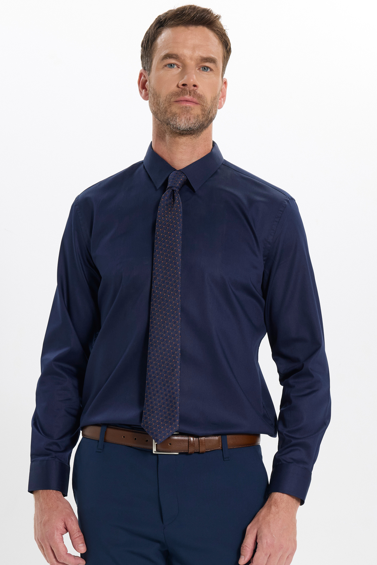 Erkek Slim Fit Non-Iron Uzun Kol Kravatlık Yaka Pamuklu Lacivert Gömlek — سرمه‌ای DR250009 — تصویر 4 از 9