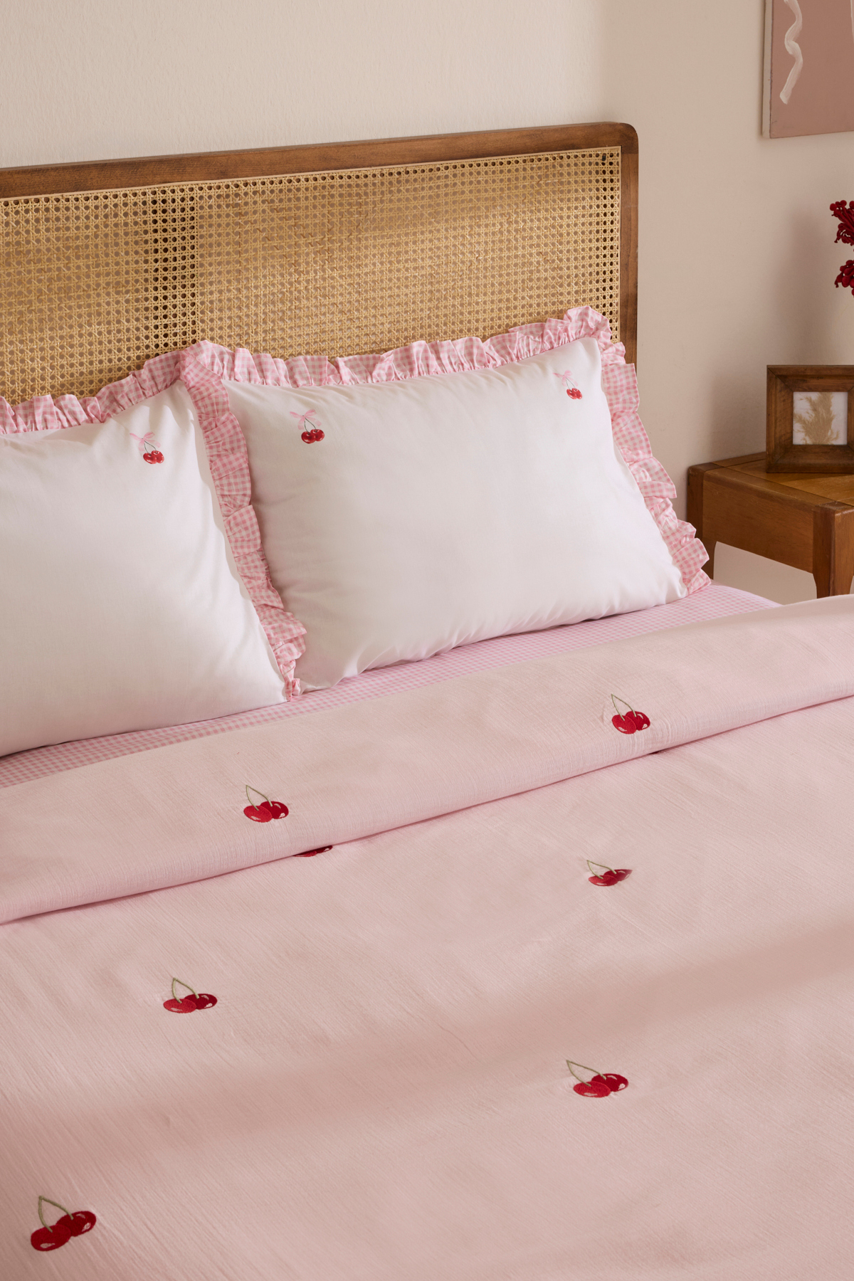 Cherry Grove Çift Kişilik Nakışlı %100 Pamuk Müslin Pike Takımı Pembe 4