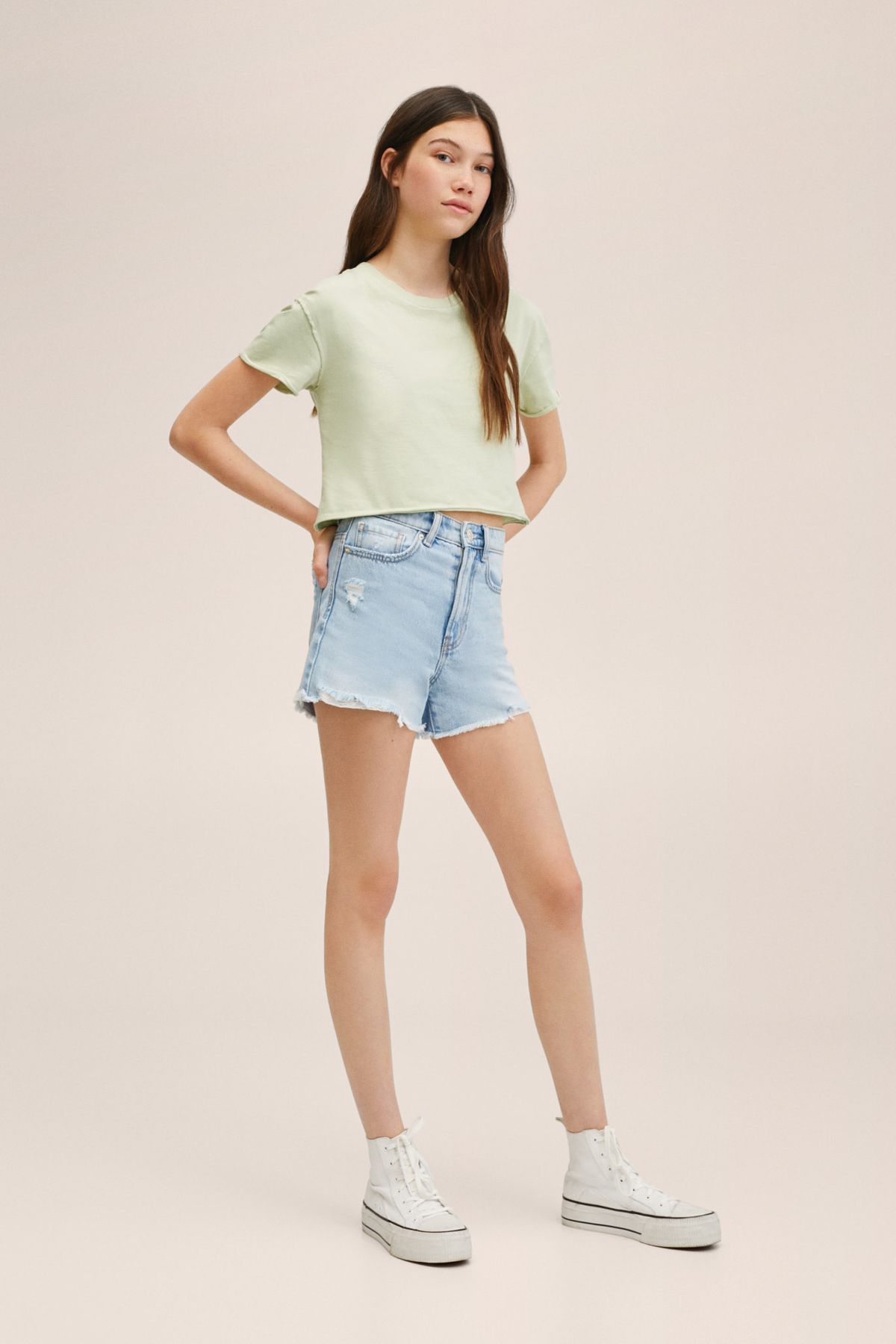 complete the look image
