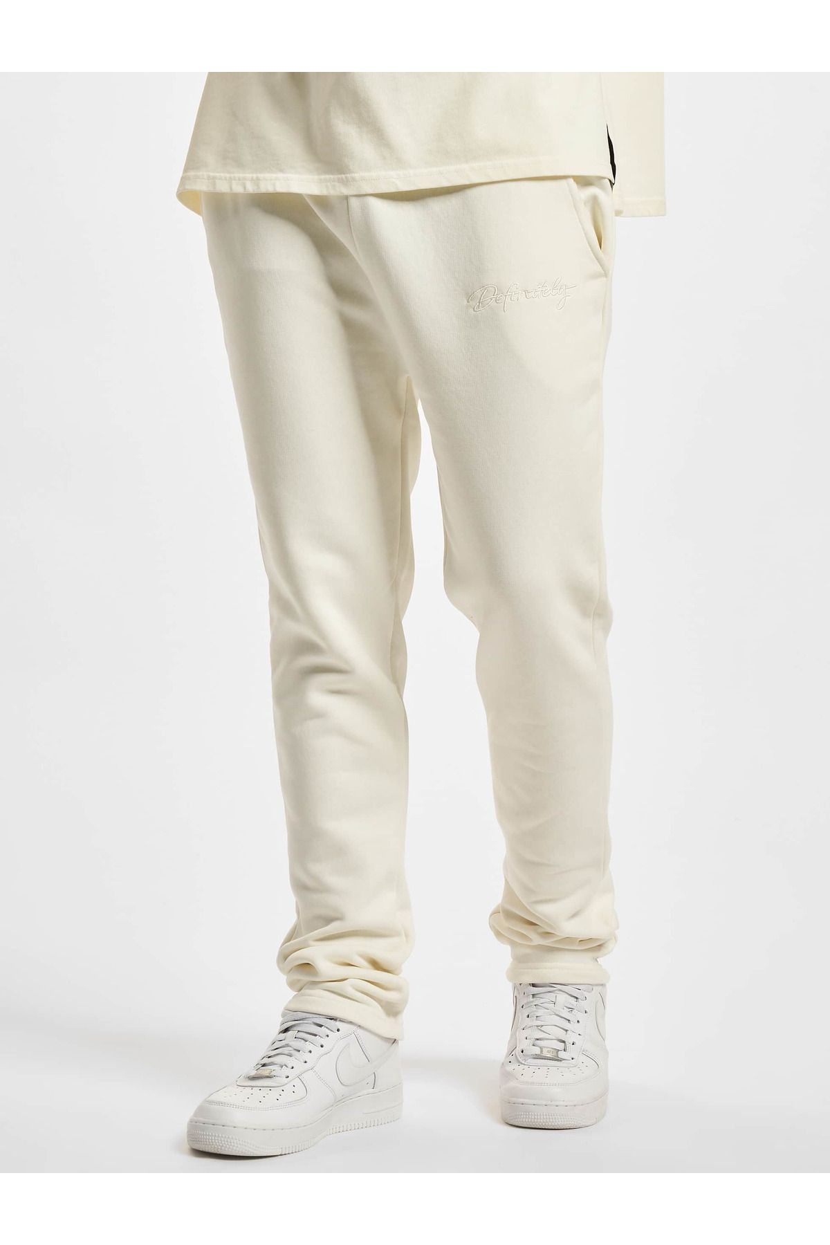 complete the look image
