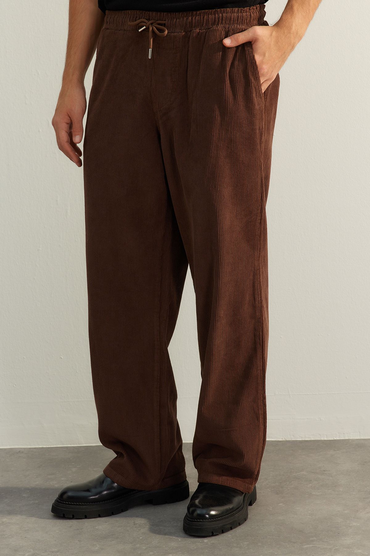 Trendyol Collection-Brown Limited Edition 100% Cotton Velvet Wide Leg Pants - Tmnaw24Pl00009 5