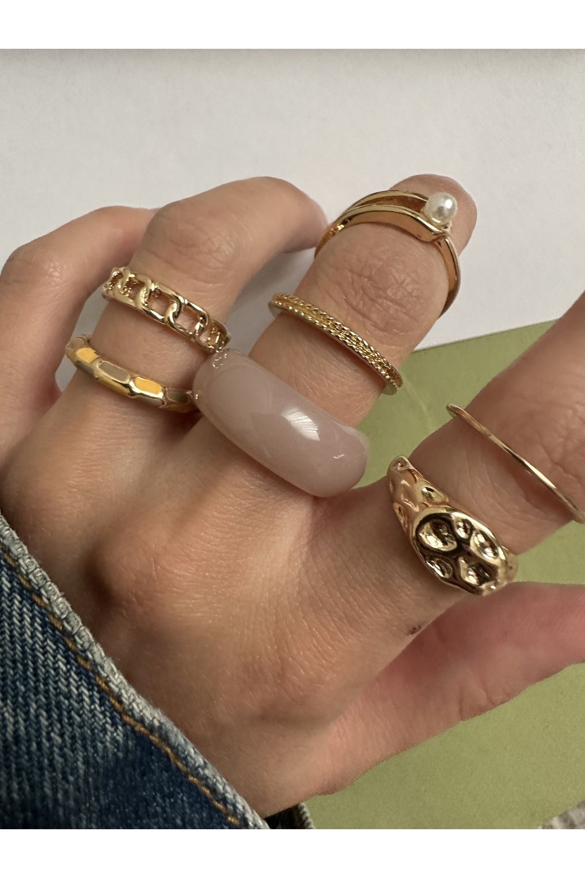 Gold ring box deals
