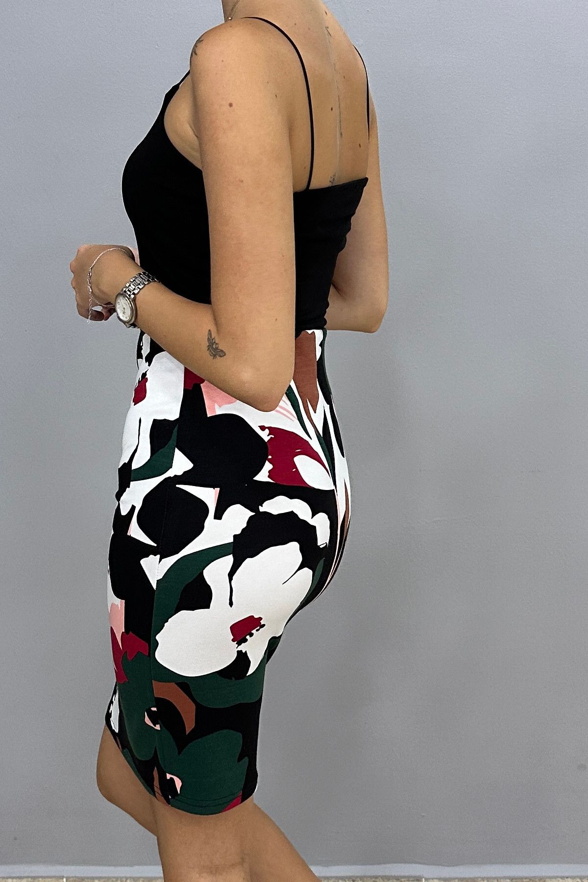 Pencil floral printed skirt on sale