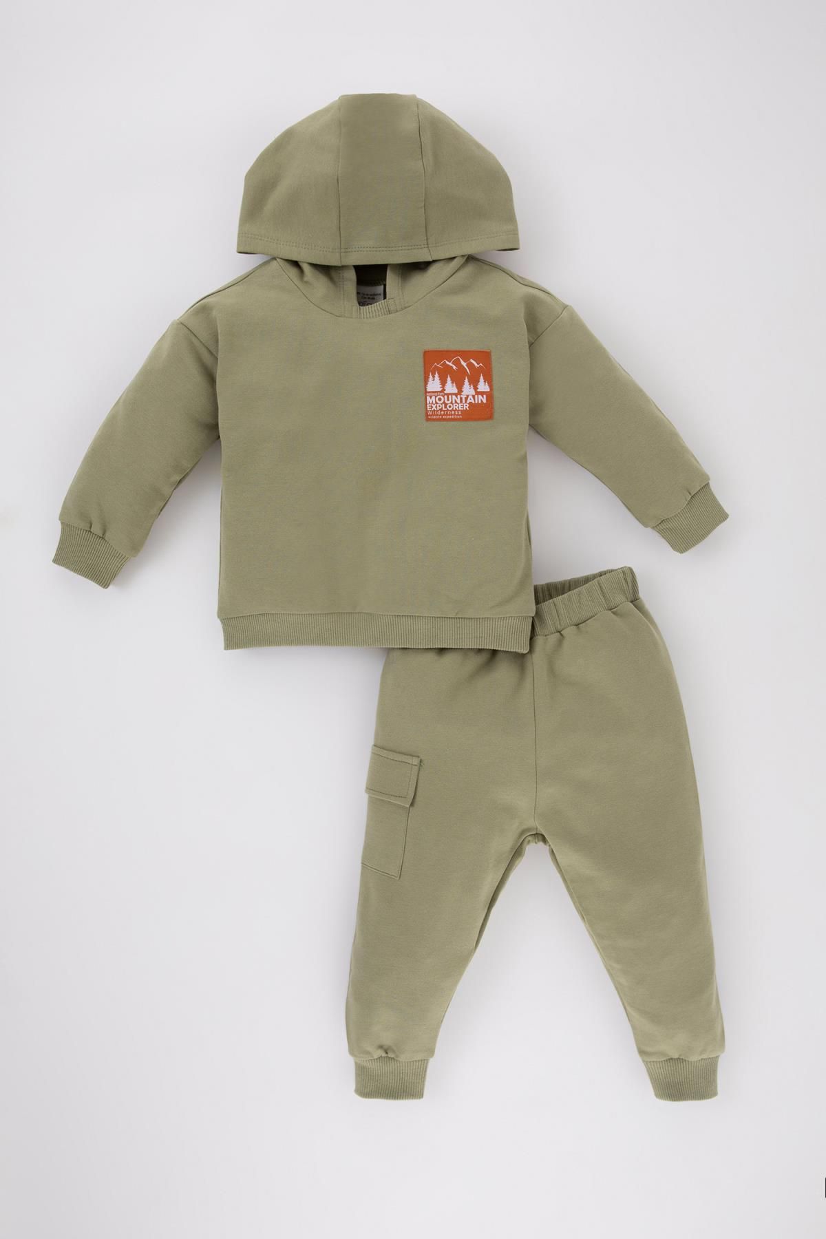 Boys khaki cheap green tracksuit