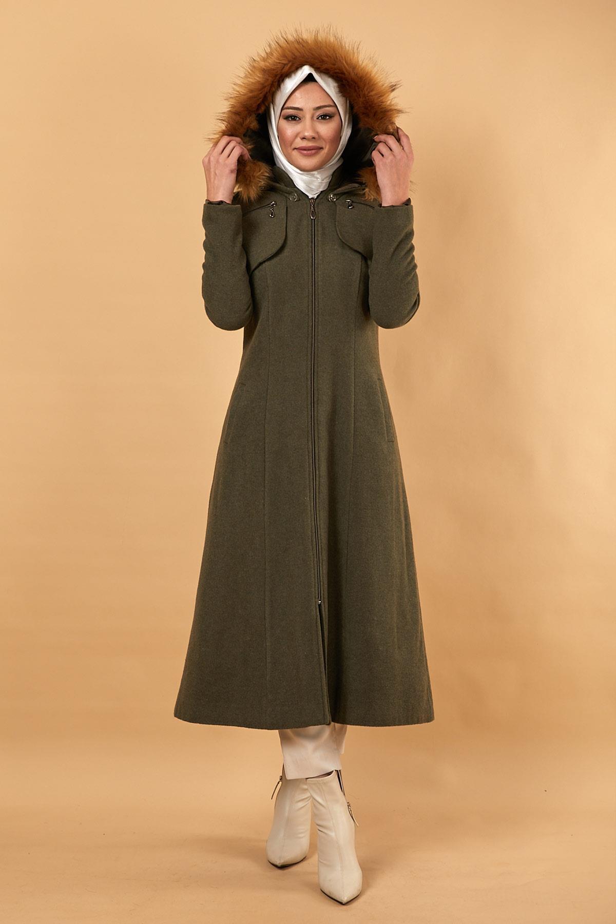 complete the look image