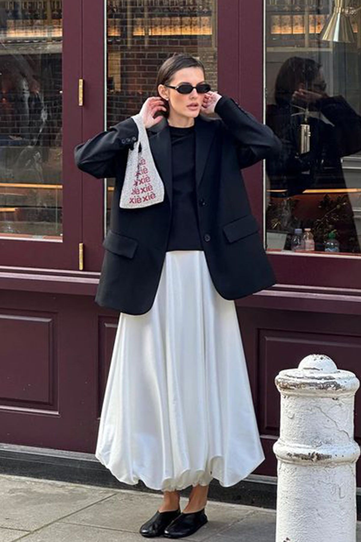 Black midi store skirt for wedding