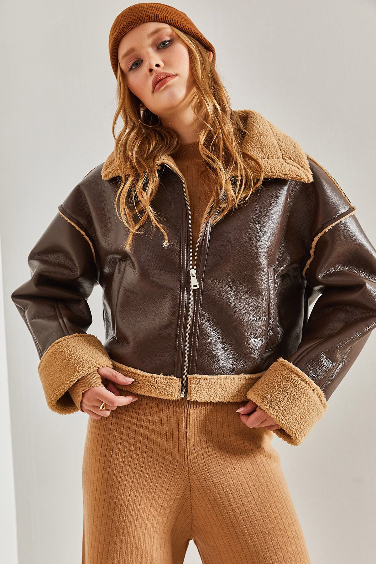 complete the look image