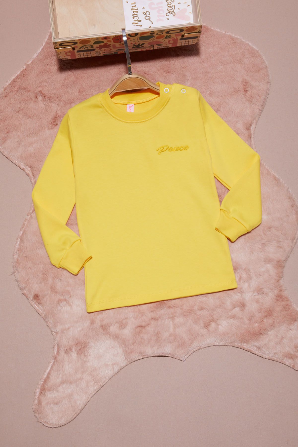 Cans n Mini Yellow Text Embroidered Girl s Snap Fastener