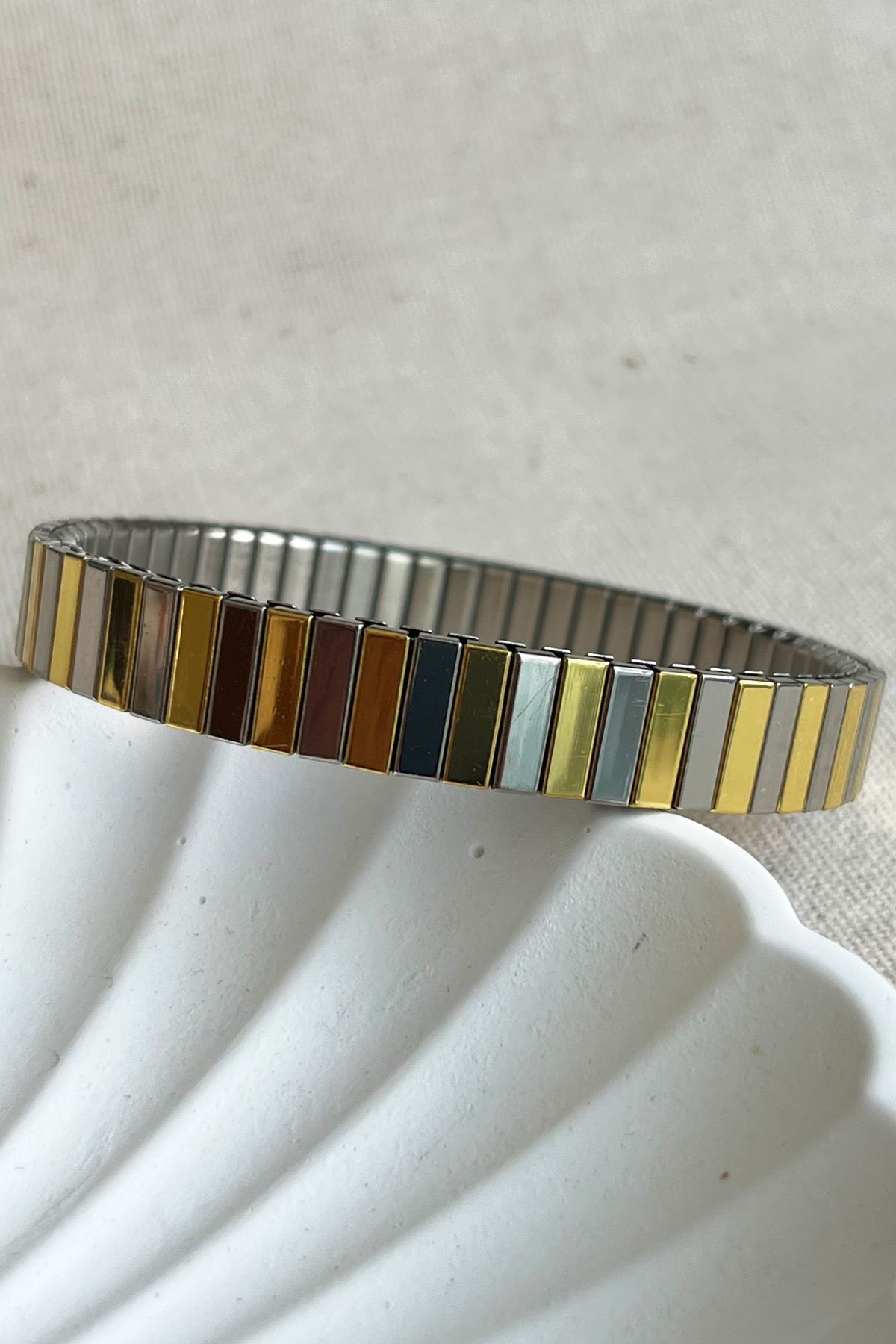 Gold elastic bracelet shop