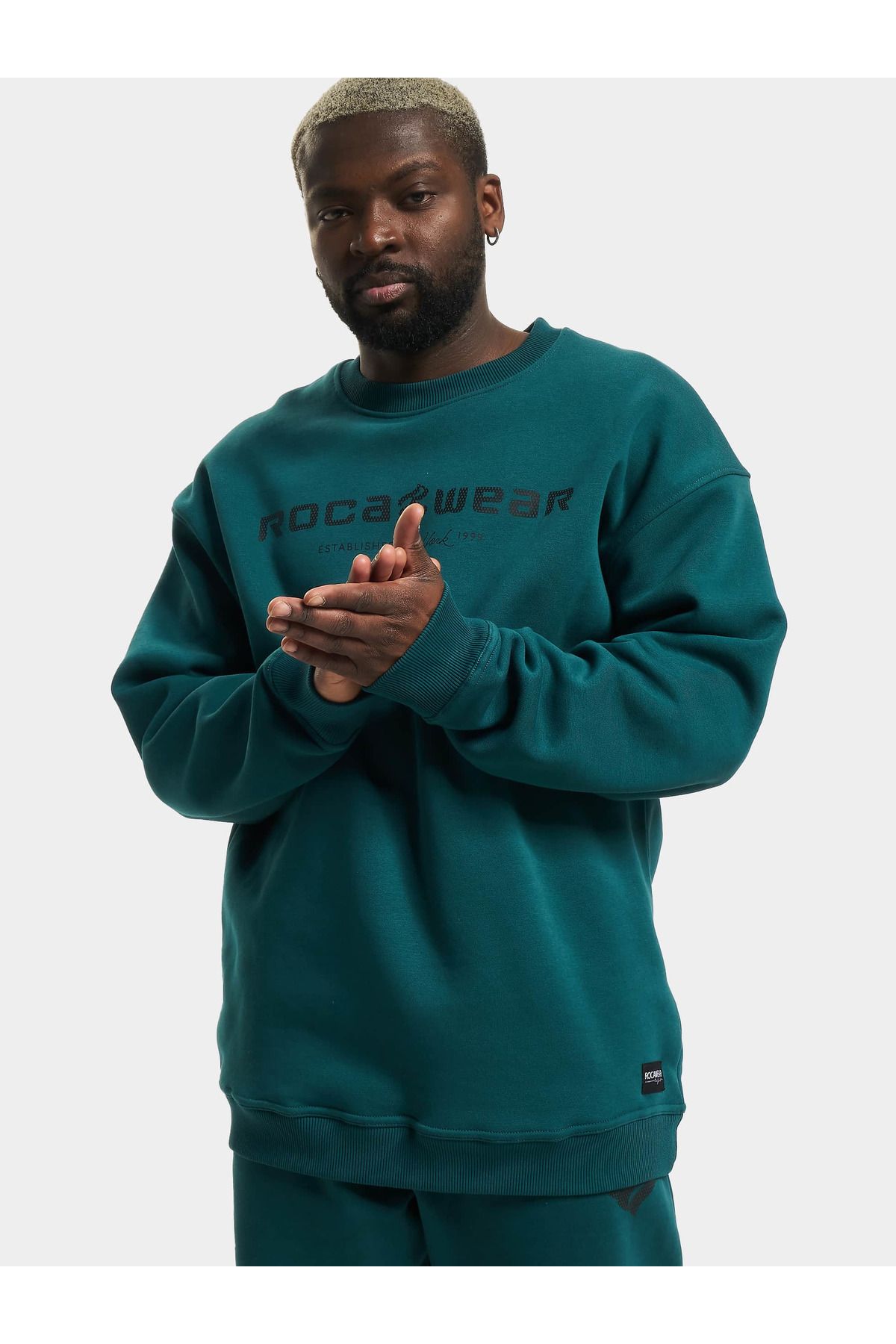 Rocawear sweater hotsell