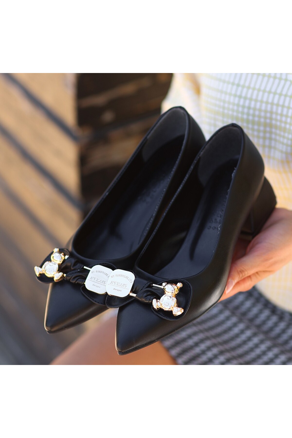 Zoxi Siyah Cilt Topuklu Ayakkabı