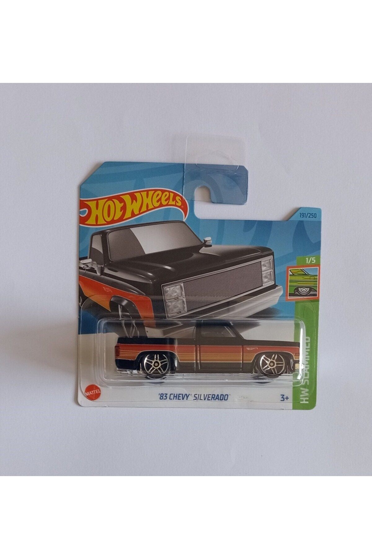 HOT WHEELS 83 Chevy Silverado 1 64 HKJ06