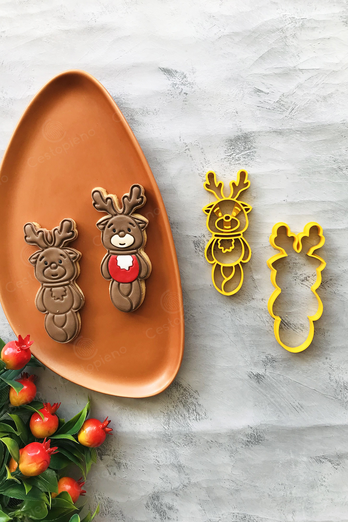 Yellow Baby Deer Dough Shaper / Cookie Mold / Ceramic Mold / 5x11 cm