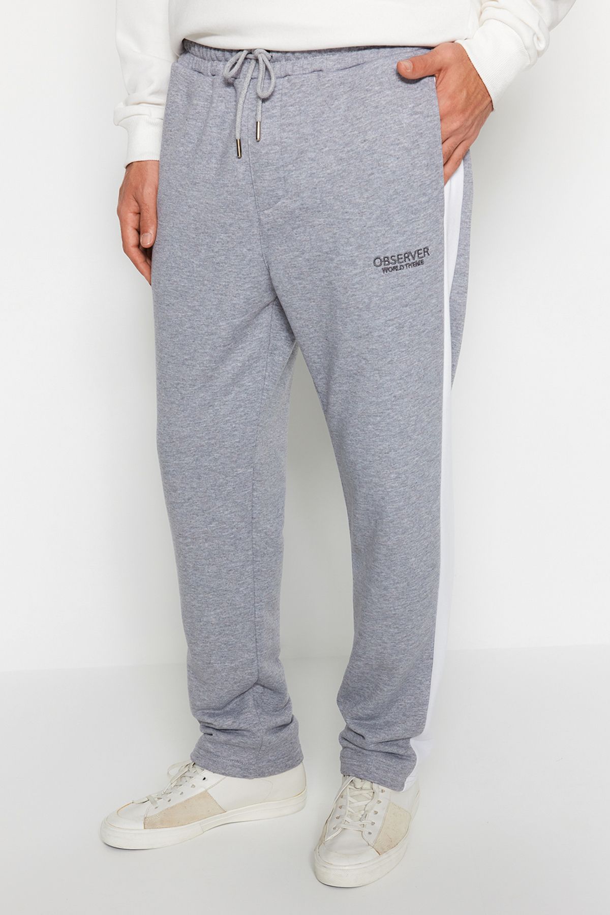 Trendyol Collection Graue Herren Jogginghose im regul ren normalen