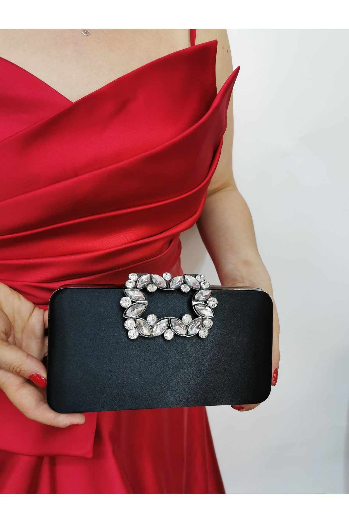 Clutch bag store for black dress