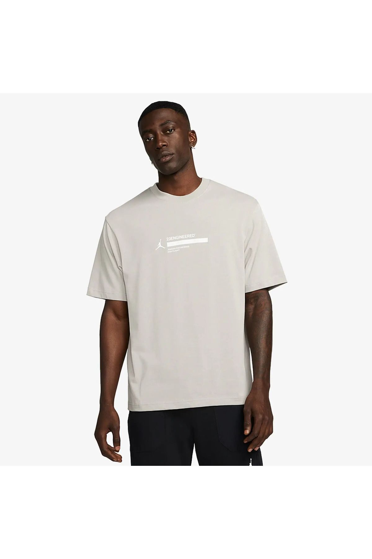 Beige nike t shirt shop