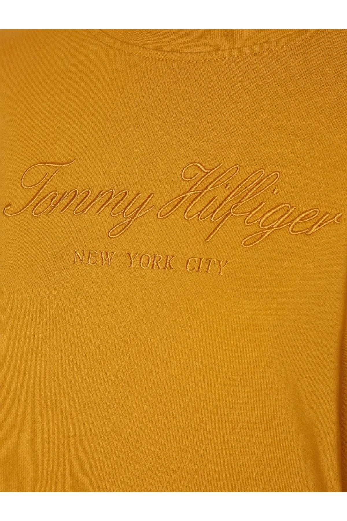 Mustard yellow shop tommy hilfiger sweatshirt
