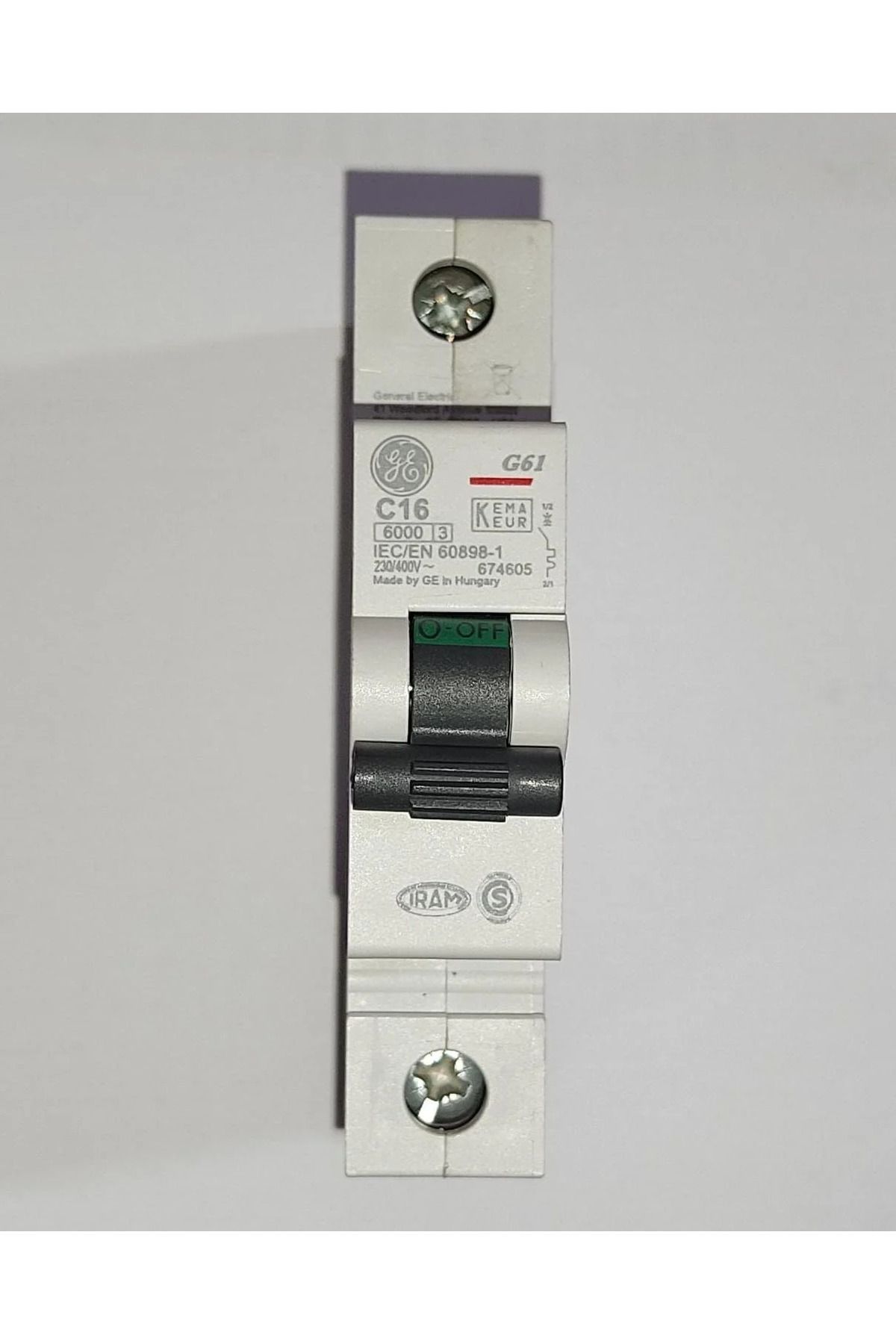 General Elektric-جنرال إلكتريك دبليو أوتومات 1x16A نوع C 2