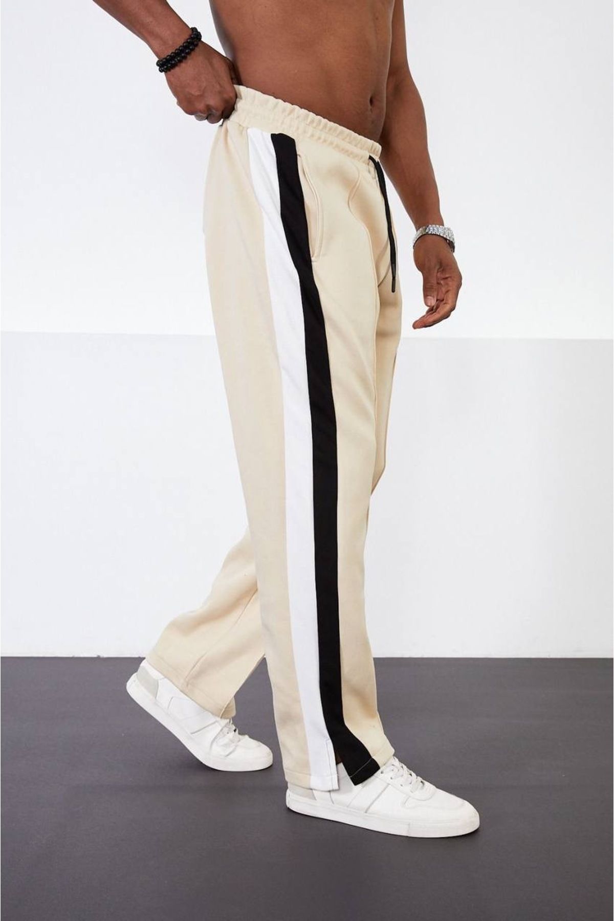 ClaSs fashion Men s Loose Fit Colorful Side Stripe Detail Baggy Sweatpants