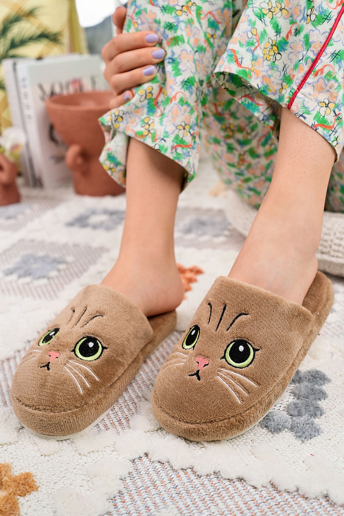 Warm room slippers clearance