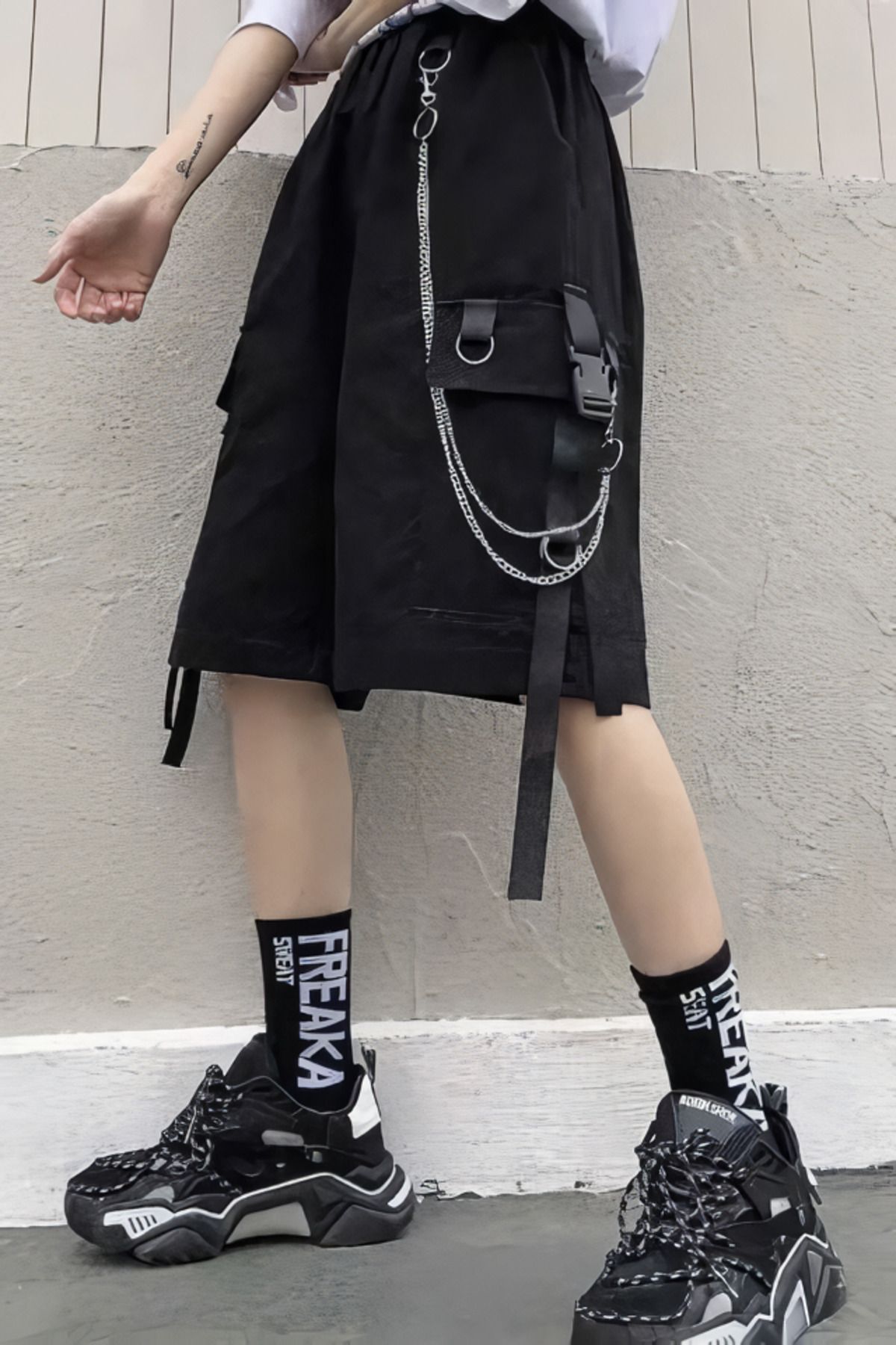 Black sweat pocket store shorts