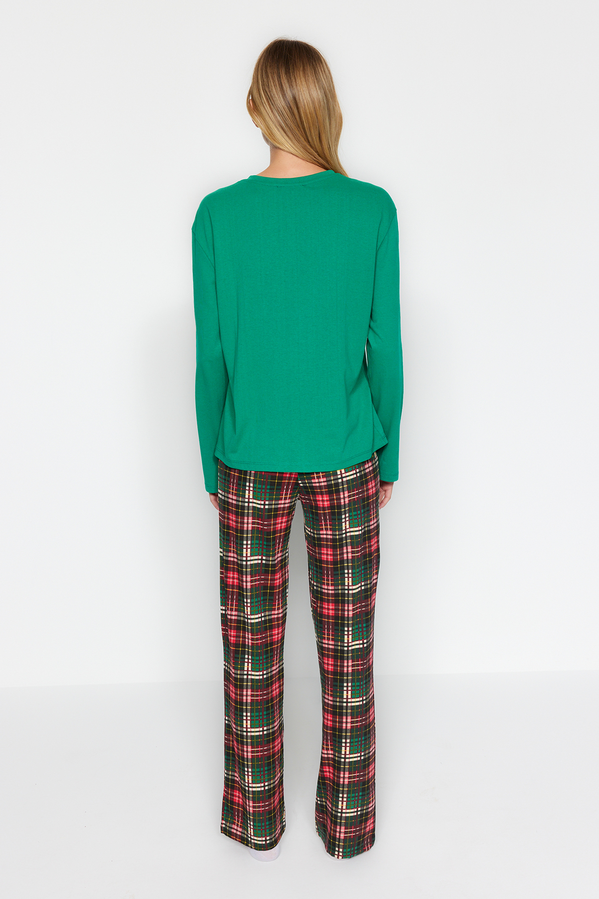 Trendyolmilla  Yeşil %100 Pamuklu Yılbaşı Temalı Örme Pijama Takımı THMAW24PT00059 - Görsel 6