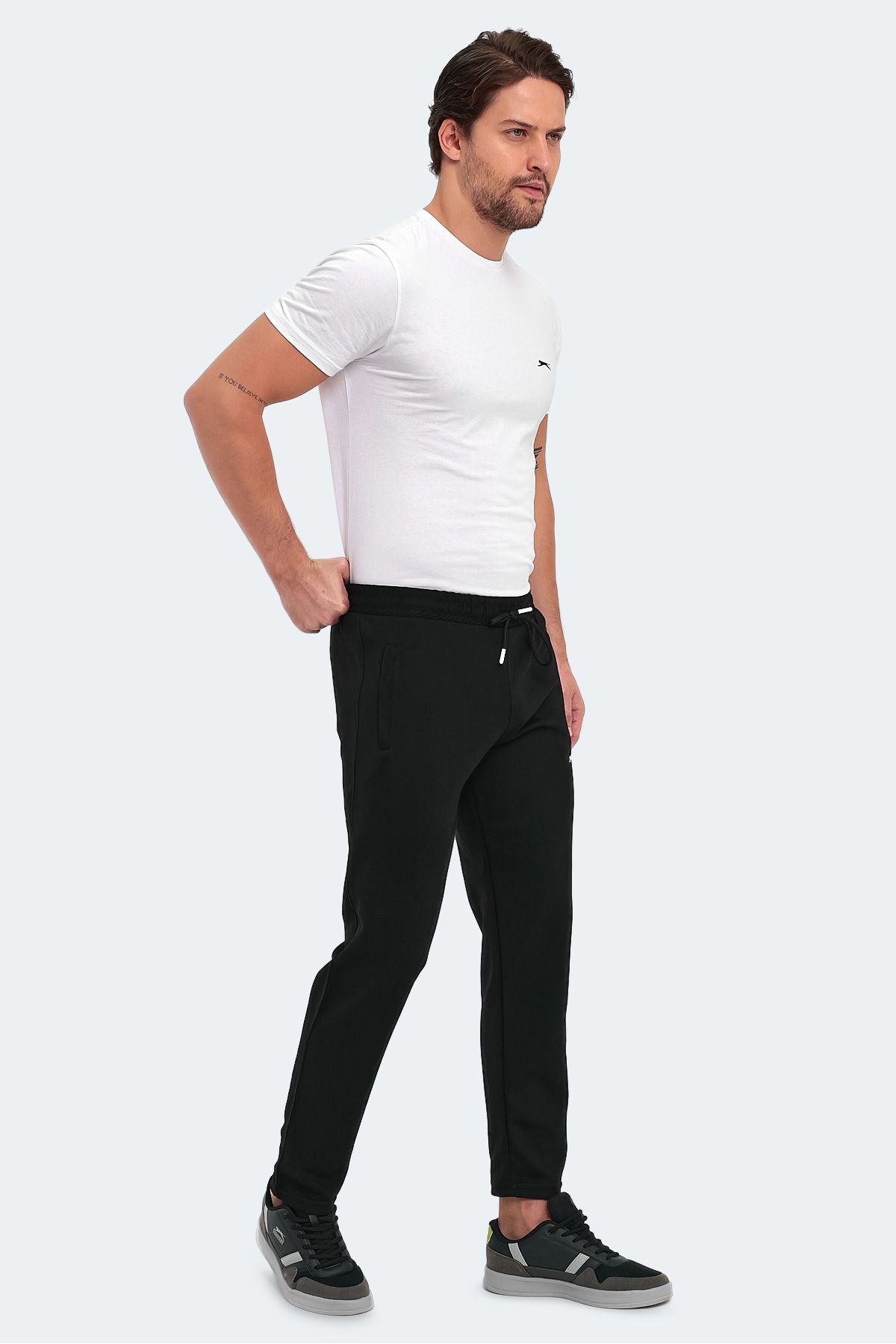 Slazenger-OMIROS بنطال رياضي للرجال باللون الأسود 5