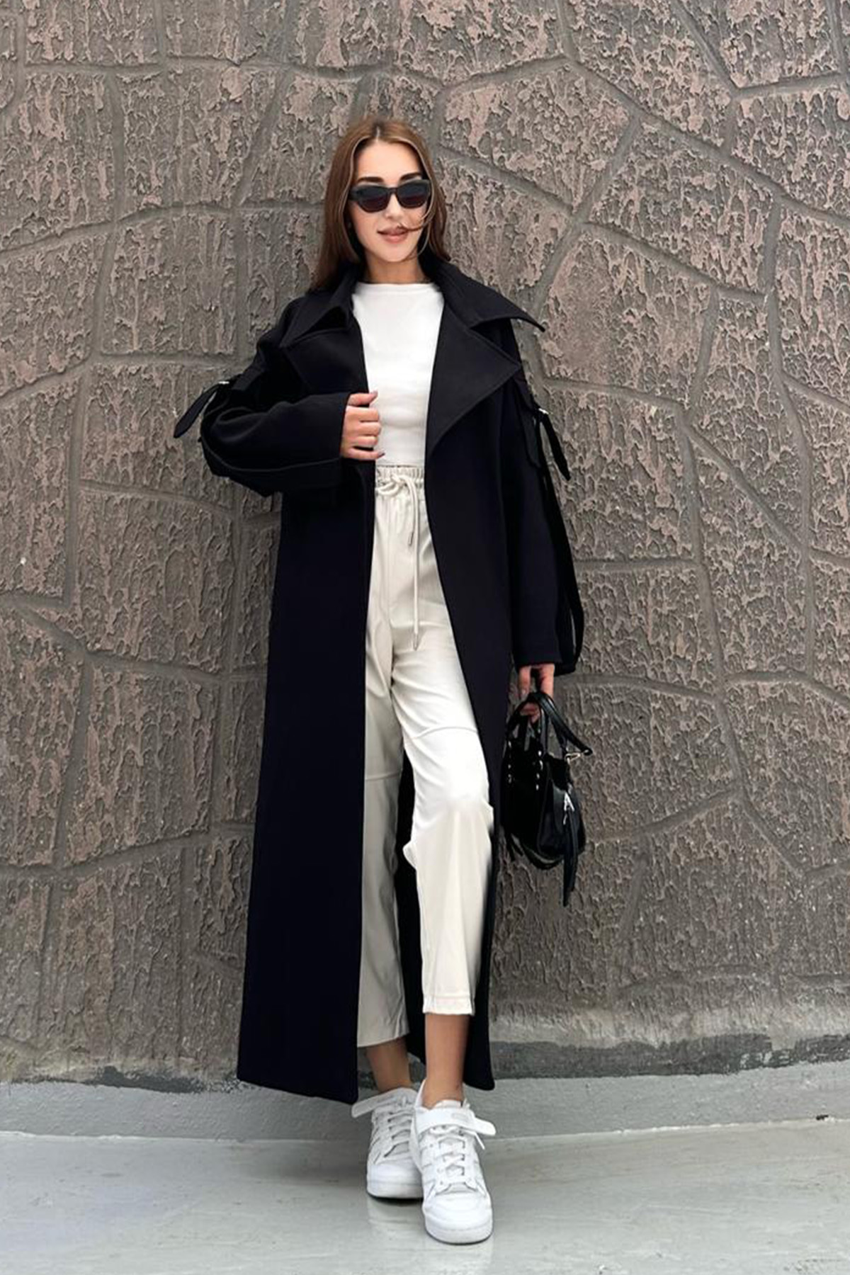 Women's Premium Lined Coat with Pocket Sleeve Detail