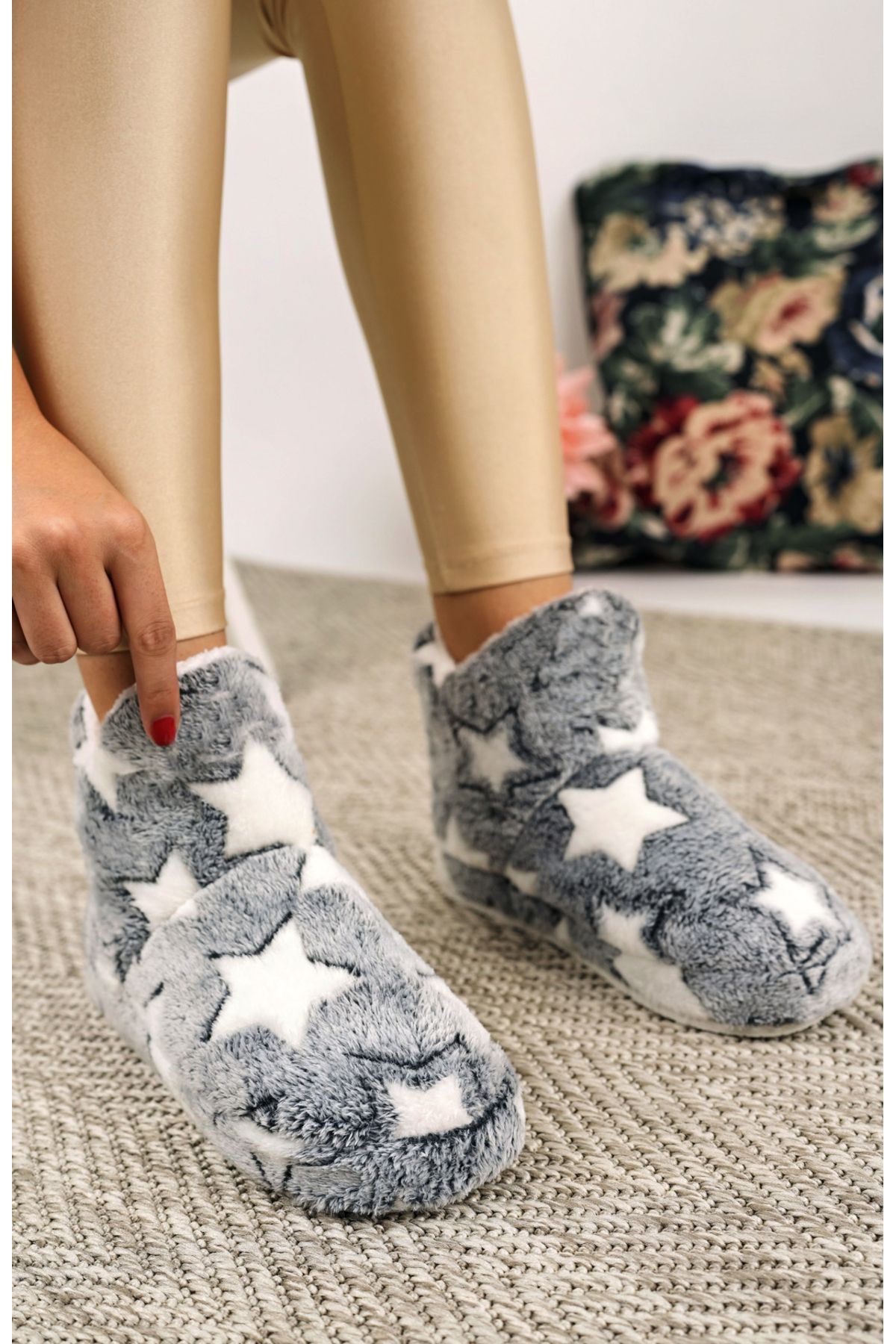 Home slippers for womens best sale