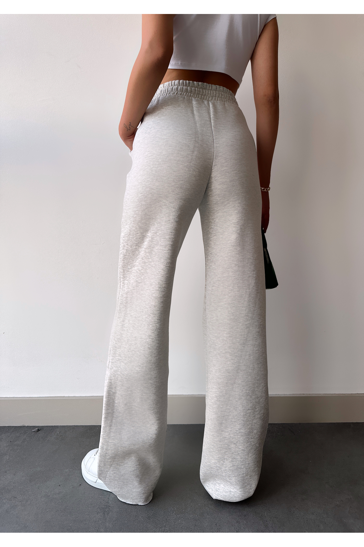 schlank  Kadın Açık Gri İçi Polarlı Kışlık Bağcıklı Yüksek Bel Bol Paça Eşofman Altı - Görsel 5