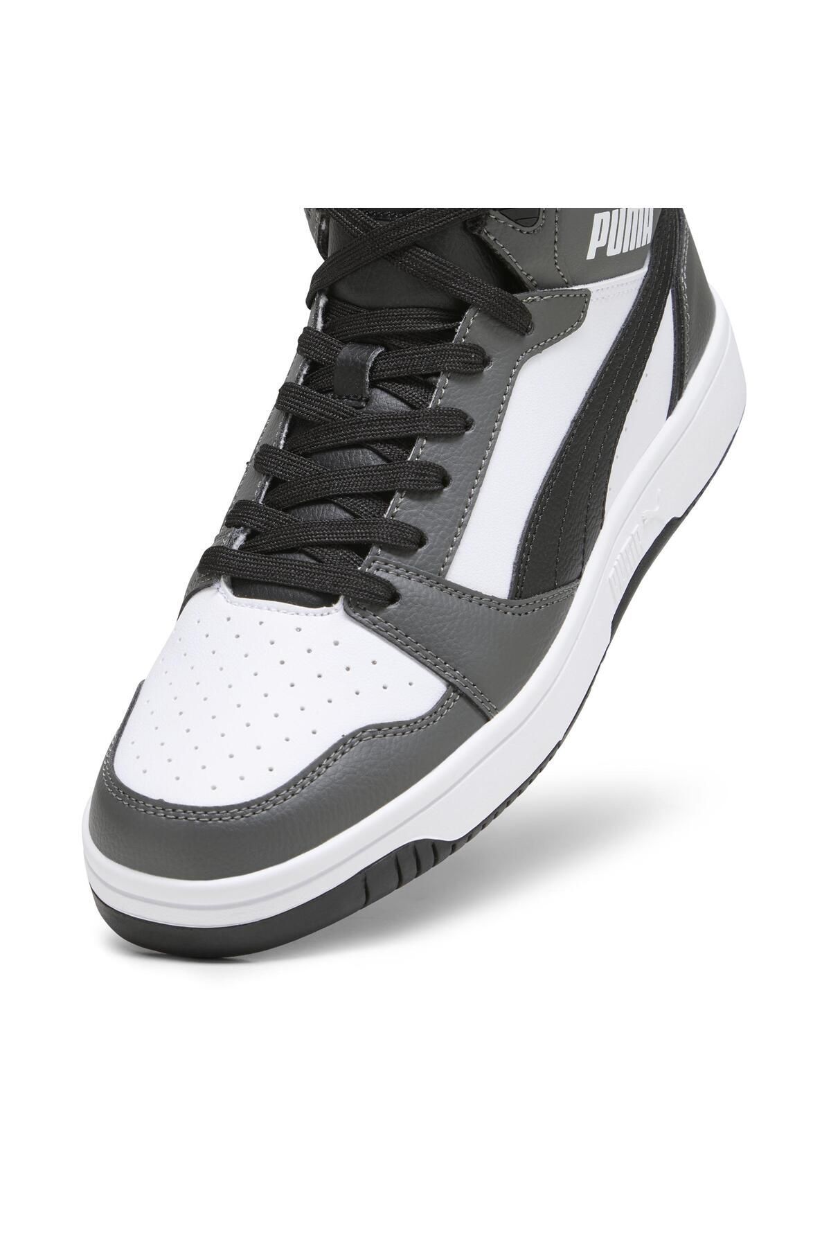 Grey high top top pumas