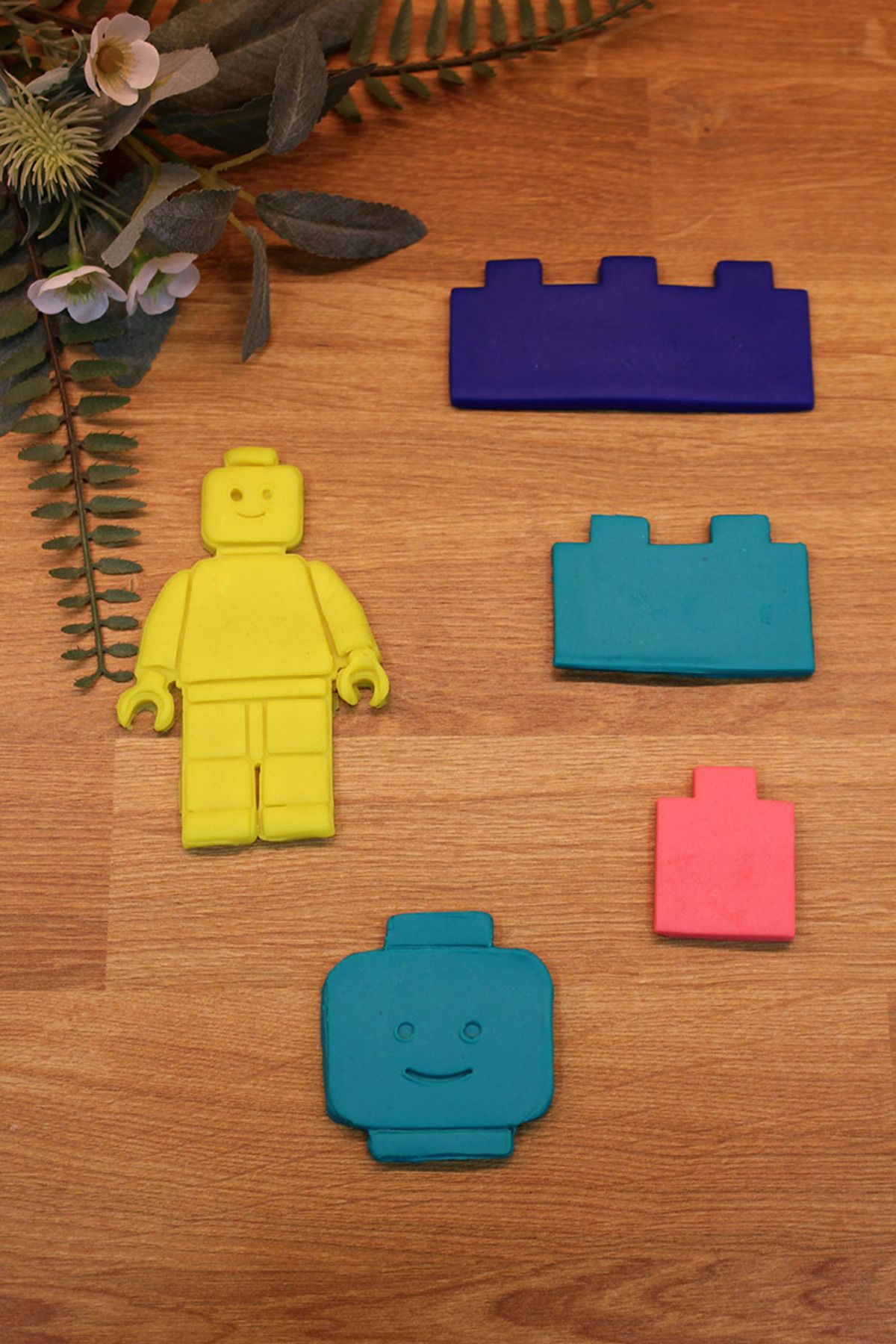 Maflen Lego Man and Head 4 Piece Block Set Cookie Mold and Dough